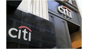 Justicia argentina pone límites a Griesa por acuerdo del Citi con buitres