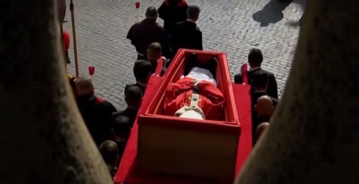 El papa Francisco valoró la compañía de de todos los fieles del mundo. 