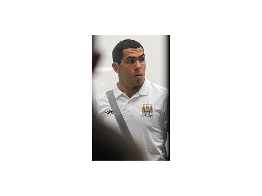 Tevez descartó negociar con Inter.