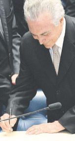 Terminó la era del PT. Temer inicia un gobierno condicionado (foto 1)