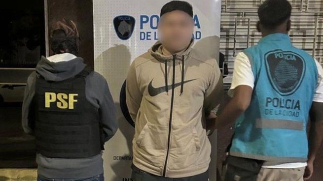 Jonatan Riquelme fue detenido ayer en Caballito por la Policía de la Ciudad.