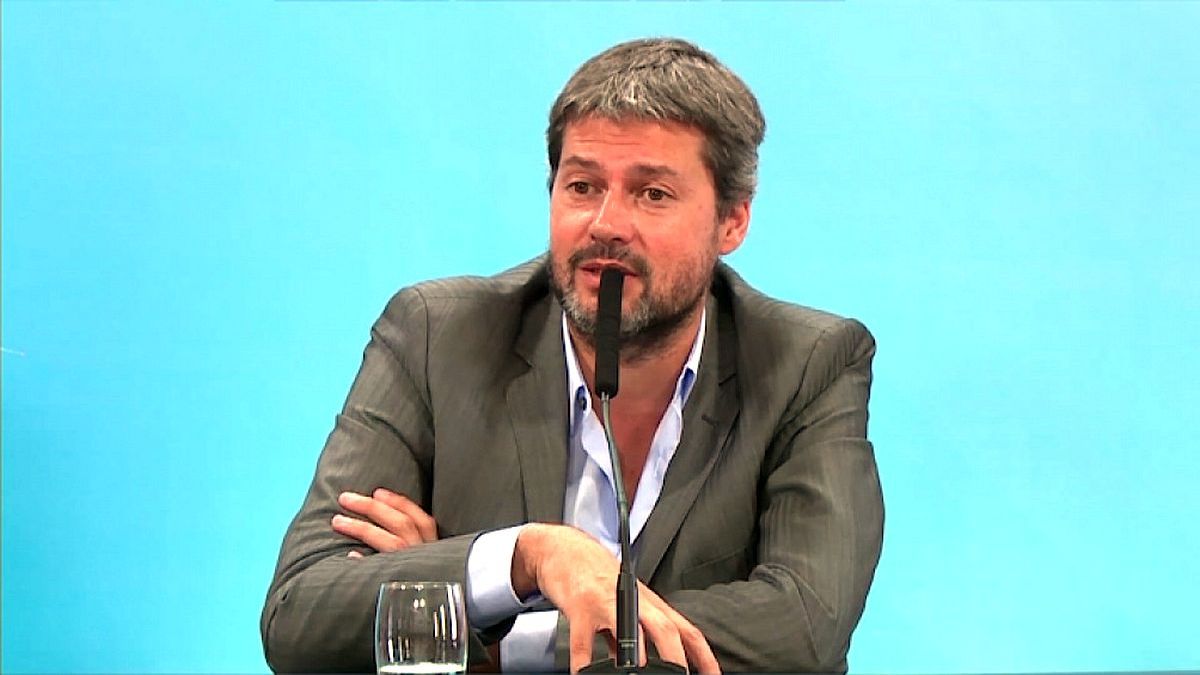 Lammens: “If the clubs cannot comply with the capacity control, we will evaluate going back”