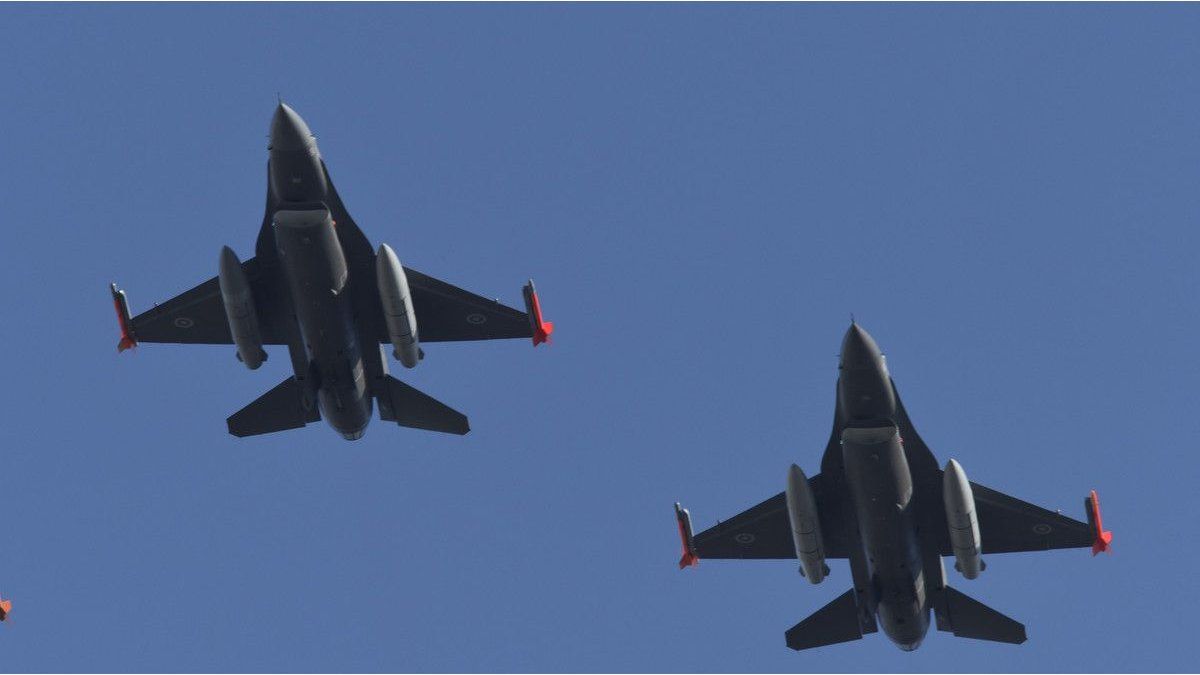 Las mejores fotos de la presentacin de los aviones F-16