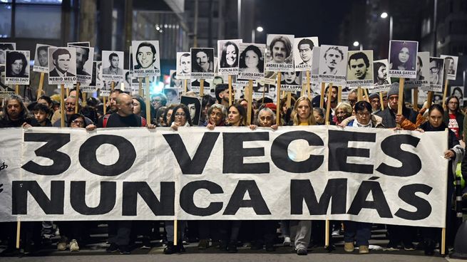 Fernando Pereira se refirió a la importancia de la Marcha del Silencio por la memoria, verdad y justicia.