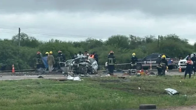 Murieron cinco personas en un trágico choque en la Ruta 9.