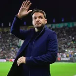 Como consecuencia de los malos resultados, Nicolás Larcamón fue despedido de Cruz Azul. Como consecuencia de los malos resultados, Nicolás Larcamón fue despedido de Cruz Azul.