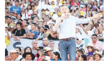 Cierre de la campaña presidencial de Cambiemos en Humahuaca. Miles de habitantes de la Quebrada acompañaron a Mauricio Macri y a Gerardo  Morales en el acto.