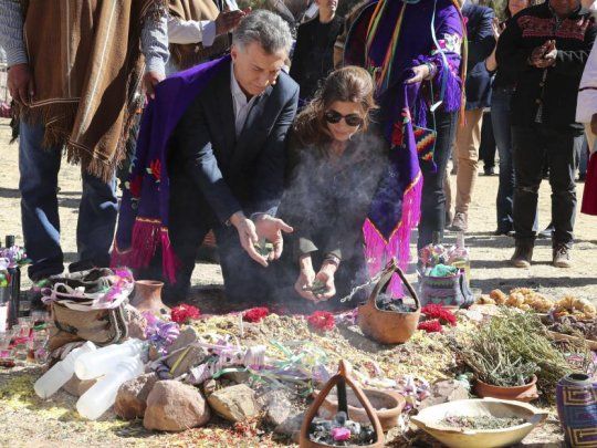 Macri participó de la ceremonia de ofrenda a la Pachamama en Jujuy.