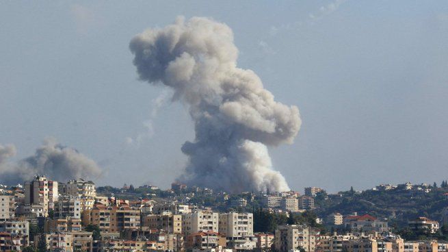 Israel bombardeó Beirut y se rompe la tregua con Hezbollah.