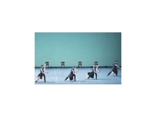 La segunda parte de la nueva gala internacional del Ballet Estable, con figuras del exterior, estuvo consagrada a coreografías sobre temas de Astor Piazzolla.