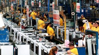 Producción industrial de Brasil sube 2,9% en diciembre