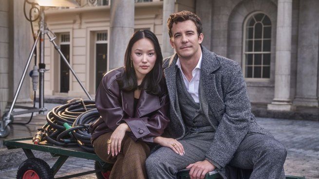 Yerin Ha y Luke Thompson protagonizan la nueva temporada.