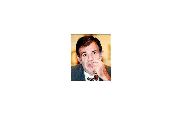 POU: MACCARONE DEBE PREPARARSE PARA VIVIR TIEMPOS MUY DIFÍCILES