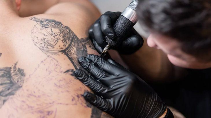 A partir de 1970, los tatuajes se utilizaron cada vez más con fines médicos y estéticos.
