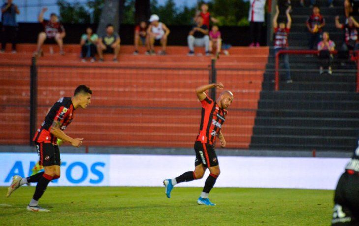 Patronato se lo dio vuelta a Lanús en la Liga Profesional de Fútbol.