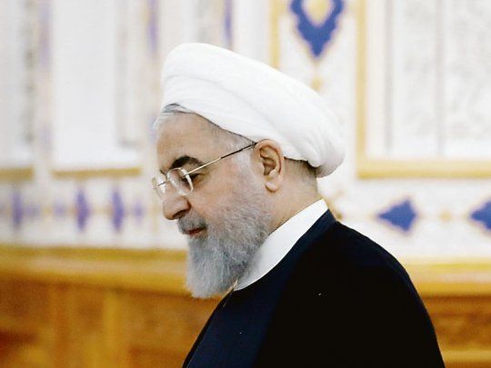 PRESIÓN. El presidente Hasán Rohaní celebró en su momento el acuerdo nuclear alcanzado con Occidente. Pero tras la salida de EE.UU. y la reimposición de sanciones, los sectores conservadores iraníes presionan para abandonar el entendimiento definitivamente.&nbsp;
