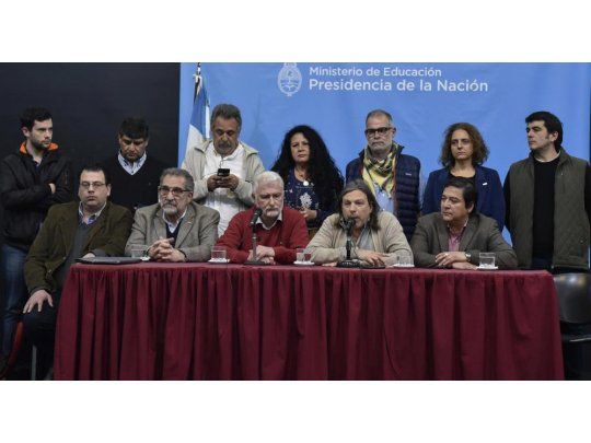 CONADU Histórica anunció la continuidad del paro de actividades en universidades.