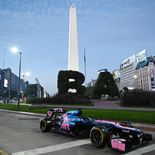 La exhibición comenzará el domingo y marcará la vuelta de la F1 a la Ciudad tras 14 años. La exhibición comenzará el domingo y marcará la vuelta de la F1 a la Ciudad tras 14 años.