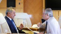 Alberto Fernández junto a Daniel Scioli.