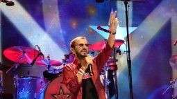 Ringo dio habló nuevamente de lo que será la última canción de los Beatles. Ringo dio habló nuevamente de lo que será la última canción de los Beatles.