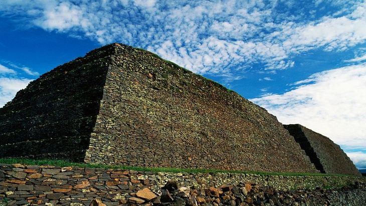 The cry of the gods: the collapse of a Purépecha pyramid portends an uncertain future