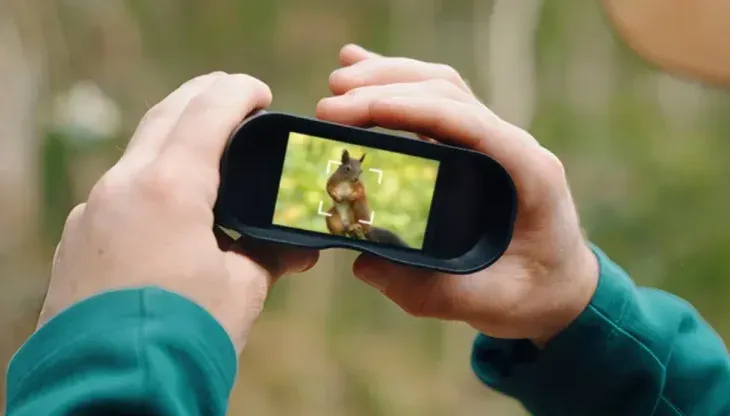 Este invento va a cambiar la manera de explorar la naturaleza de noche. Este invento va a cambiar la manera de explorar la naturaleza de noche.