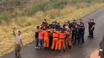 llego la lluvia a corrientes y desato la alegria de quienes combaten el fuego