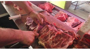 El kilo de asado ronda los $ 120