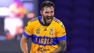 El francés Andre-Pierre Gignac hace más de diez años que llegó a México. Es figura y goleador de Tigres y vive en una mansión fastuosa. El francés Andre-Pierre Gignac hace más de diez años que llegó a México. Es figura y goleador de Tigres y vive en una mansión fastuosa.