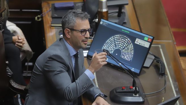 El oficialismo logró evitar que el debate se dé antes de las elecciones del 26 de octubre, como buscaba la oposición.