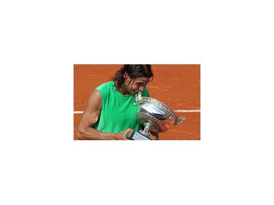 Nadal igualó el récord de títulos (4) en Roland Garros de Bjorn Borg.