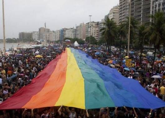 Brasil: un millón de personas en Rio por ley contra la homofobia (foto 1)