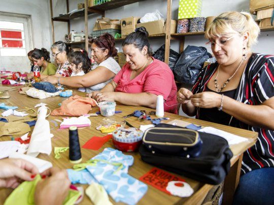 Santander se convirtió en el primer banco del país en lograr la certificación de sus créditos de impacto social.