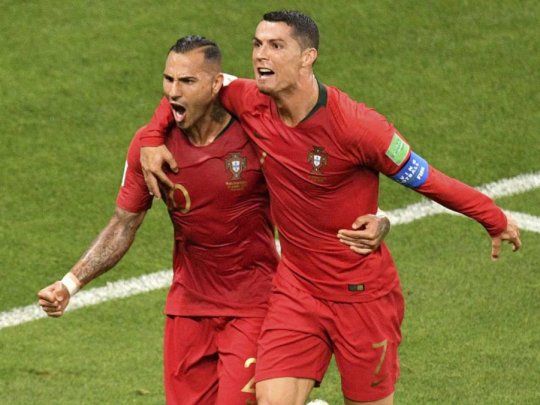 Quaresma festeja con Cristiano Ronaldo.