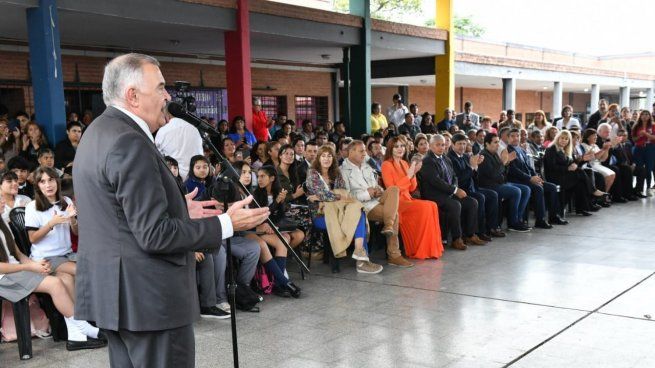Osvaldo Jaldo brindó un discurso en el inicio de clases
