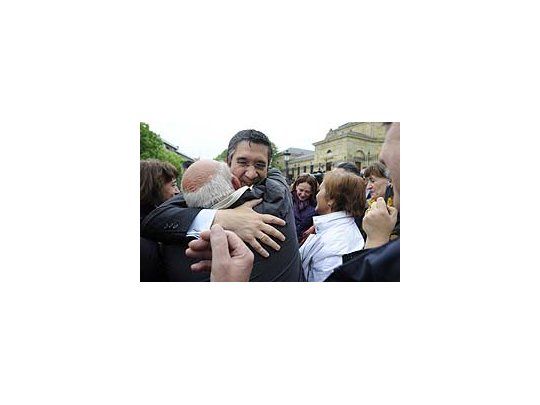 Patxi López prometió una lucha sin cuartel contra la ETA.