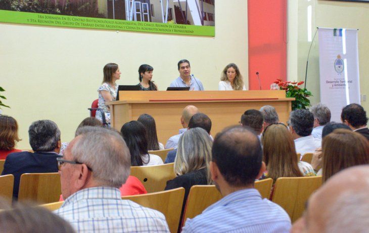 Capitanich promueve Bonos Verdes