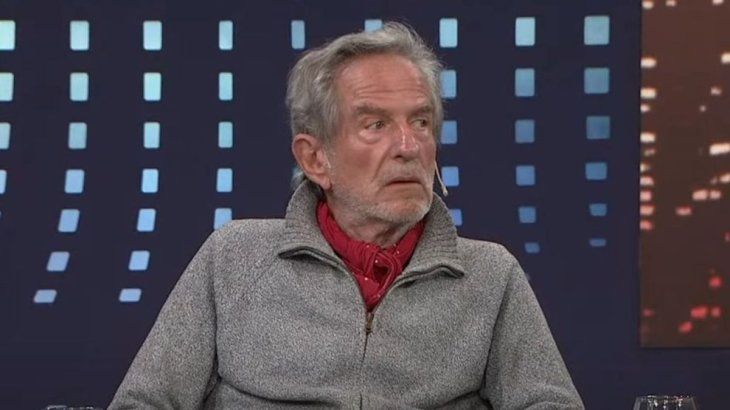 Pablo Alarcón sufrió un síncope: una pérdida súbita y breve de la consciencia con ausencia de tono postural. Pablo Alarcón sufrió un síncope: una pérdida súbita y breve de la consciencia con ausencia de tono postural.