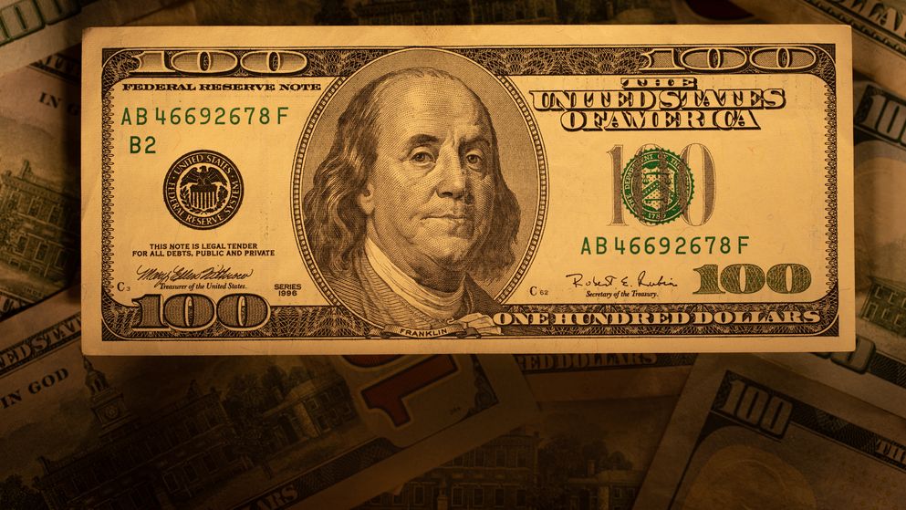 Mercados: cotización del dólar ahorro, el dólar blue, el dólar MEP, el dólar tarjeta, el dólar CCL y el dólar turista en Argentina.