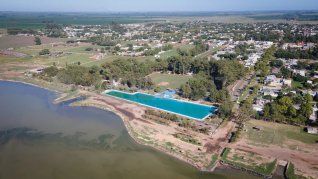 El pueblo recibe una gran cantidad de visitas durante el verano.