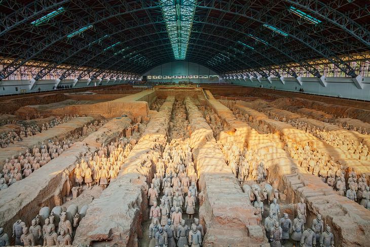 Vista panorámica del mausoleo del emperador Qin Shi Huang, hogar de más de 8.000 guerreros de terracota declarados Patrimonio Mundial por la Unesco.