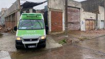 Se derrumbó un depósito en Villa Martelli y murió un operario