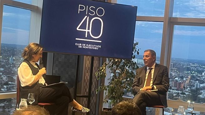 Gabriel Oddone defendió un Presupuesto audaz, austero y cosmpolita frente a empresarios.