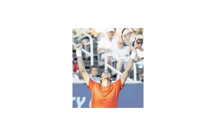 Del Potro se sacó la mufa de 2010 festejando en Delray Beach. El tandilense se besó la muñeca derecha operada una vez consumada la victoria sobre Tipsarevic.