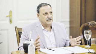 Quintela llamó a paro por tiempo indeterminado contra la reforma laboral. Quintela llamó a paro por tiempo indeterminado contra la reforma laboral.