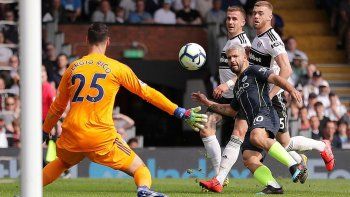 agüero sello el triunfo con el que el city regreso a la cima