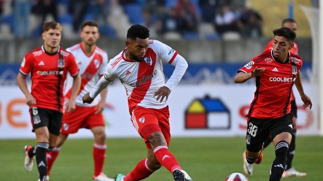 River empató con Colo Colo en Chile.