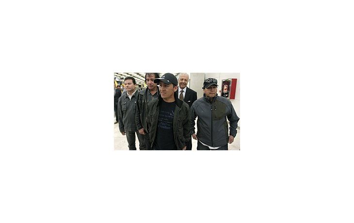 Los trabajadores rescatados de la mina San José contrataron al estudio de abogados más grande del país