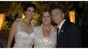 Alicia Blanco Villegas junto a Mauricio Macri y Juliana Awada.