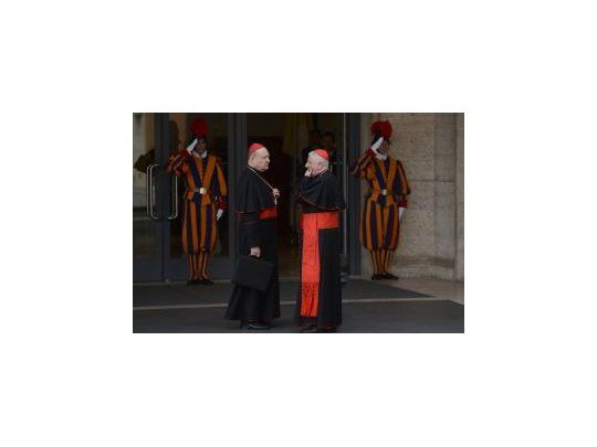 Unos 115 cardenales iniciarán el martes el cónclave donde se elegirá al sucesor de Benedicto XVI.